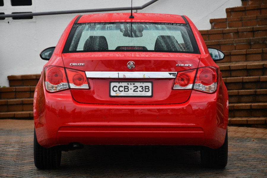 2014 Holden Cruze Vehicle Description. JH  II MY14 EQUIPE SED 4DR SA 6SP 1.8I Equipe Sedan