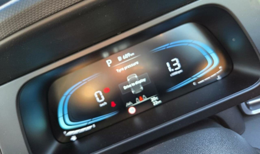 2025 Hyundai i30 CN7.V2 Hybrid Sedan Image 17