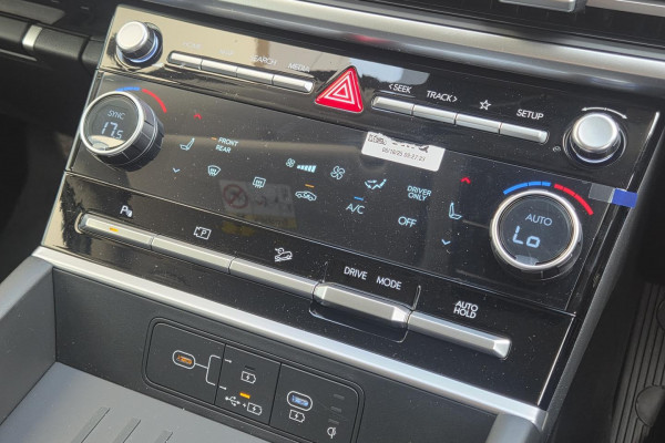 2026 Hyundai Santa Fe MX5.V2 Hybrid SUV Image 15
