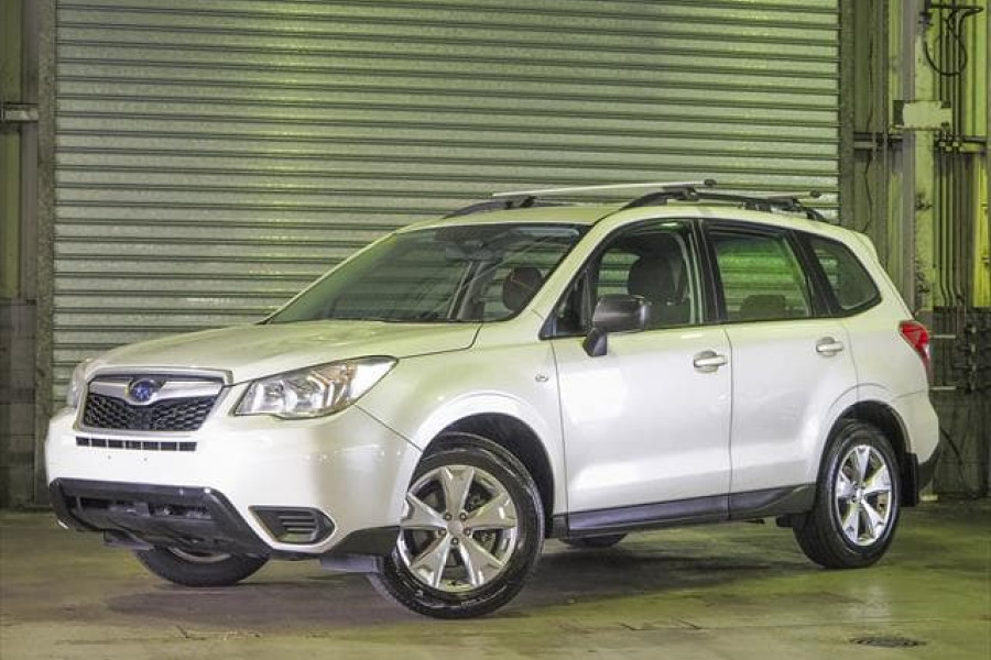2013 Subaru Forester S4 2.0D Suv Image 1