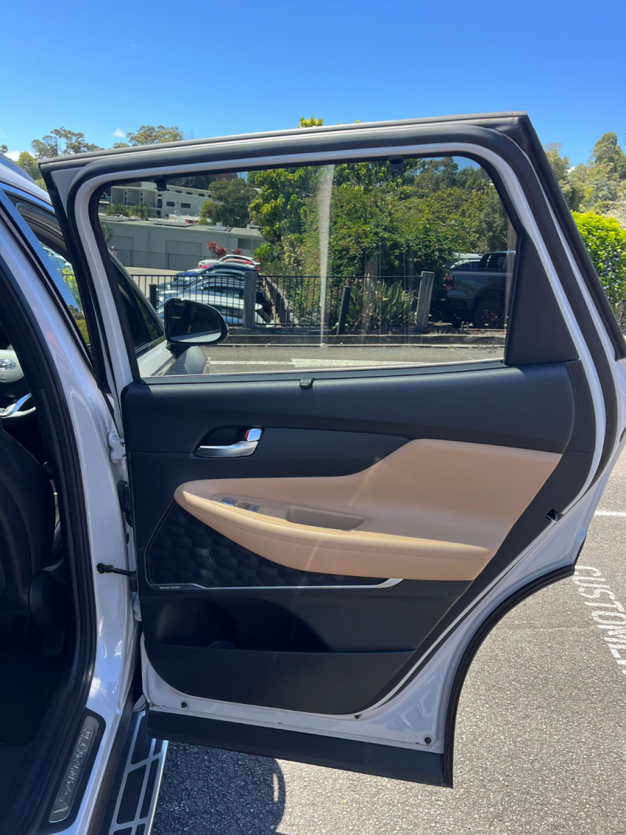 2021 Hyundai Santa Fe TM.V3 Highlander SUV Image 25