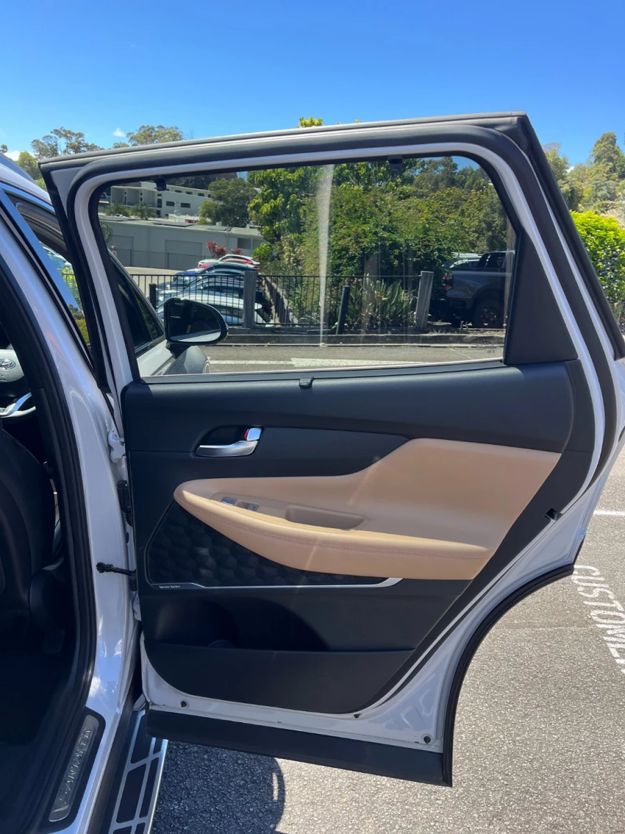 2021 Hyundai Santa Fe TM.V3 Highlander SUV Image 25