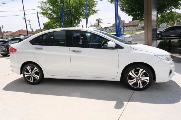 2015 MY16 Honda City GM VTi-L Sedan Image 6