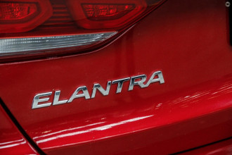 2018 Hyundai Elantra AD Elite Sedan image 11