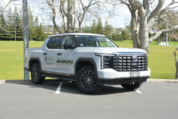 2025 MG U9 Explore Pro Ute Image 1