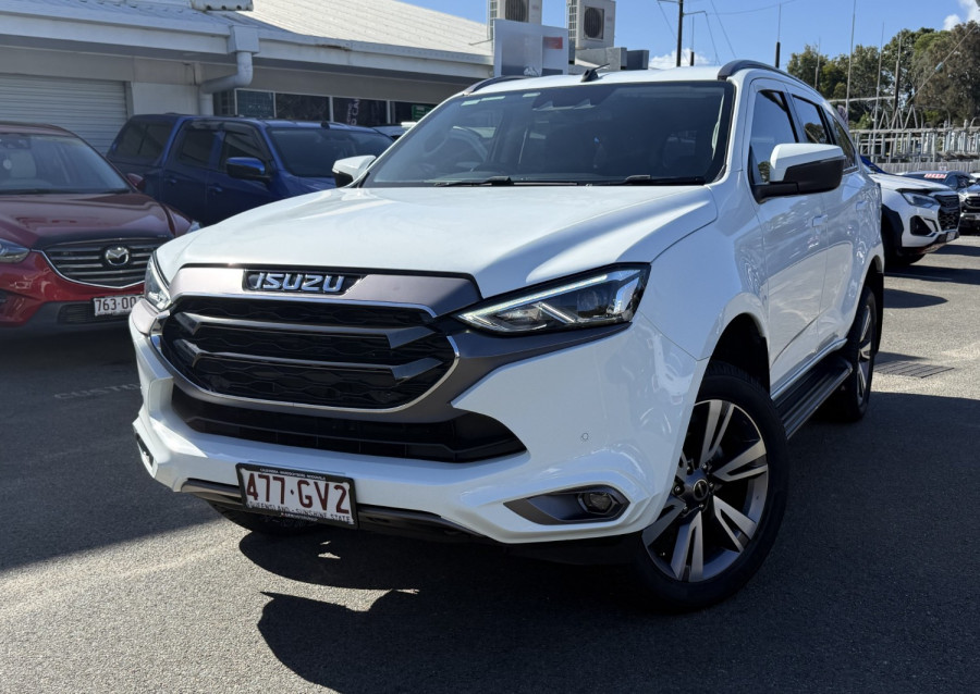 2022 MY23 Isuzu MU-X RJ LS-T SUV Image 2