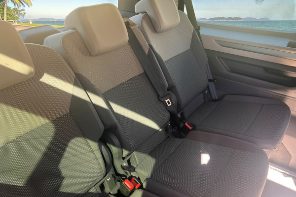 2026 MY25 Volkswagen Multivan T7 TDI360 Life LWB People Mover Image 8
