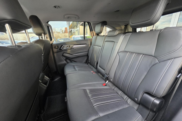 2021 Isuzu MU-X RJ LS-T SUV Image 10