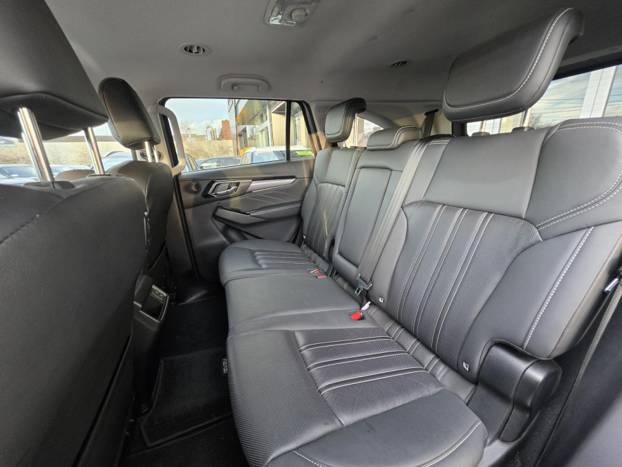 2021 Isuzu MU-X RJ LS-T SUV Image 10