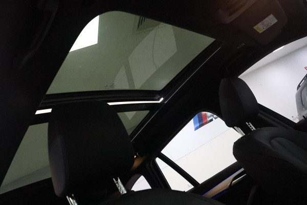 2021 BMW X1 F48 LCI sDrive20i SUV image 14