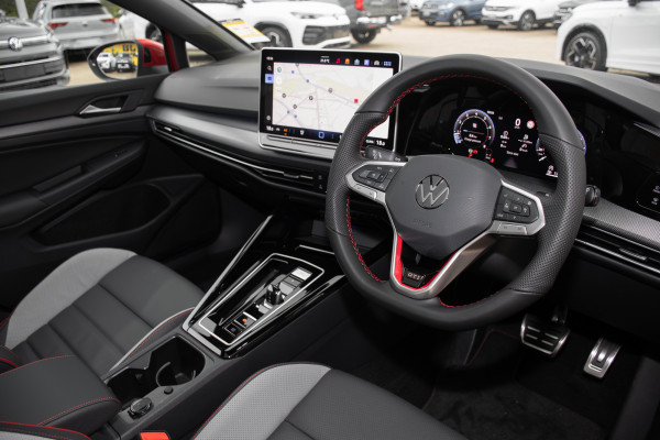 2026 Volkswagen Golf 8.5 GTI Hatch image 6