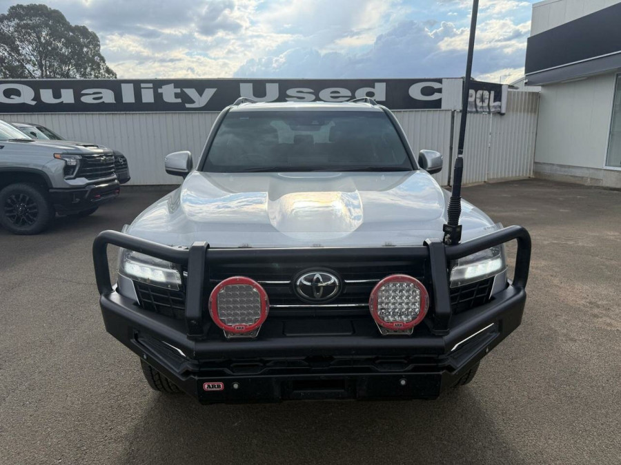 2023 Toyota LandCruiser FJA300R GXL SUV Image 2