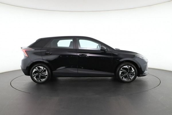2024 MG MG4 MEH32 Excite 64 Hatch Image 2