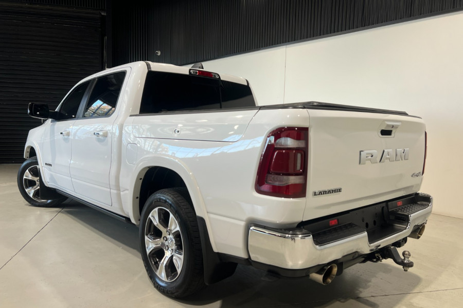 2022 Ram 1500 DT Laramie Ute Image 9