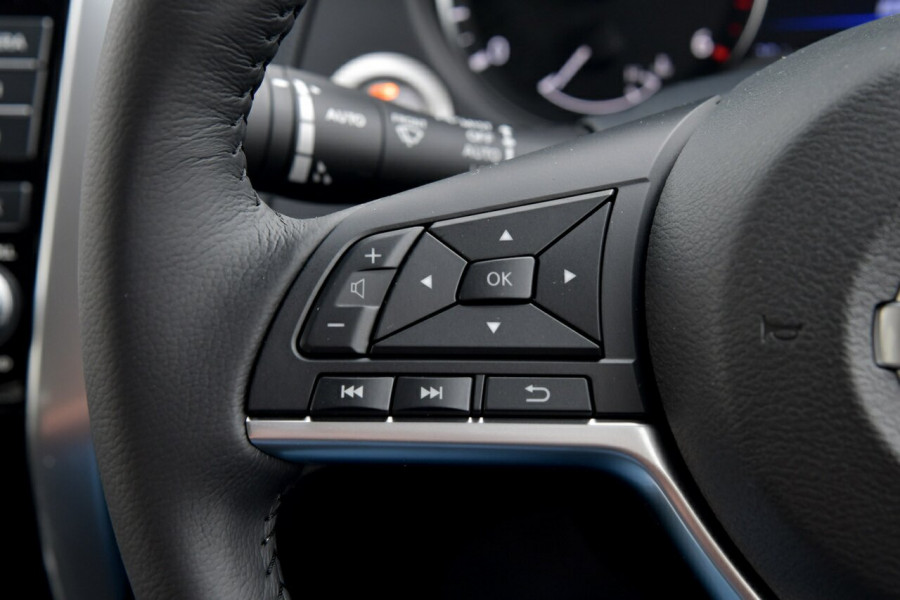 2024 Nissan Navara D23 ST-X Ute Image 10
