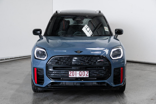 2025 MINI Countryman U25 JCW Favoured SUV image 4
