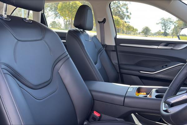 2025 GWM Haval H6 B01 Lux Hybrid SUV Image 14