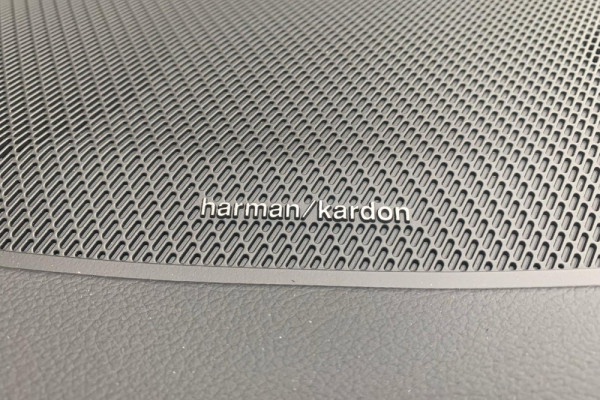 2020 Volvo XC90 L Series T6 R-Design Suv Image 4