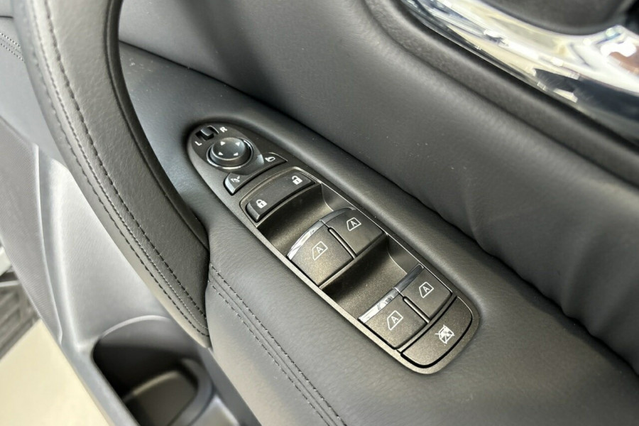 2024 Nissan Patrol Y62 Series 5 Ti-L SUV Image 19