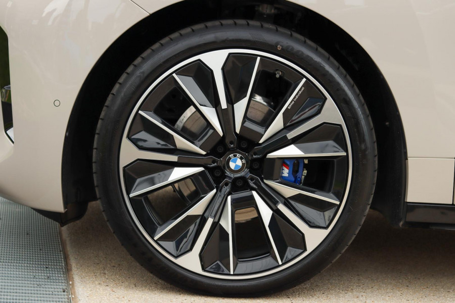 2025 BMW iX I20 xDrive45 M Sport SUV