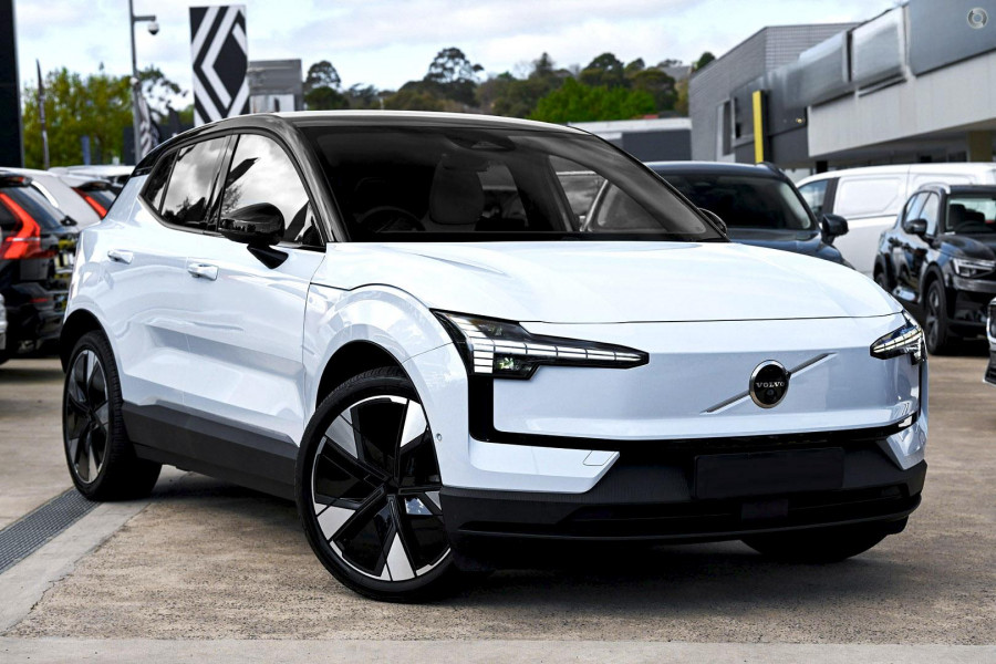 2025 Volvo EX30  Twin Motor Performance Ultra SUV Image 1