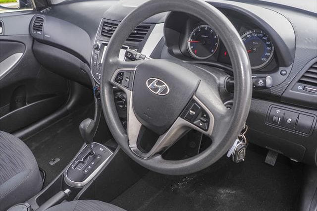 2016 Hyundai Accent RB3 Active Hatch Image 8