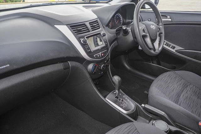 2016 Hyundai Accent RB3 Active Hatch Image 9