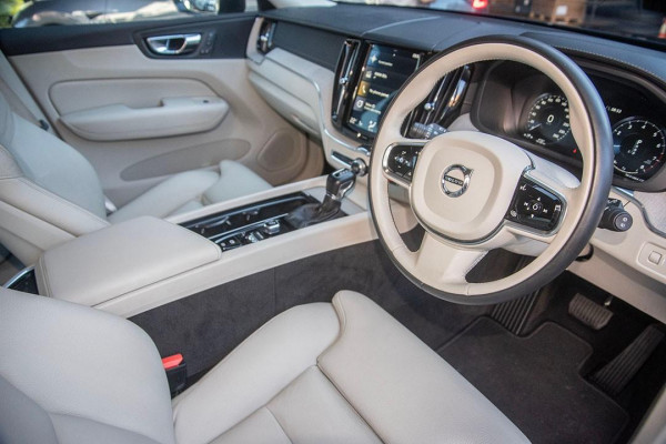 2019 MY20 Volvo XC60 UZ T5 Inscription SUV Image 6