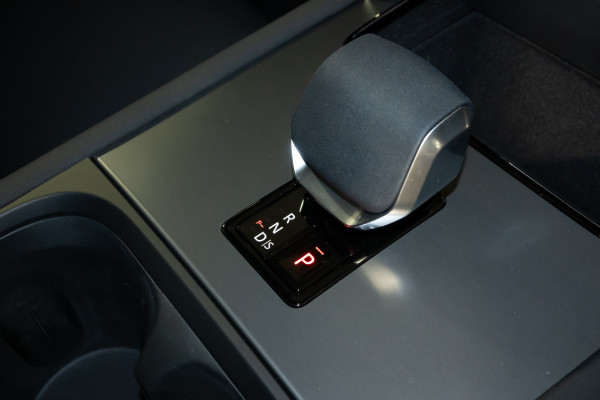 2025 MY25.5 Land Rover Discovery Sport L550 P250 Dynamic SE SUV image 15