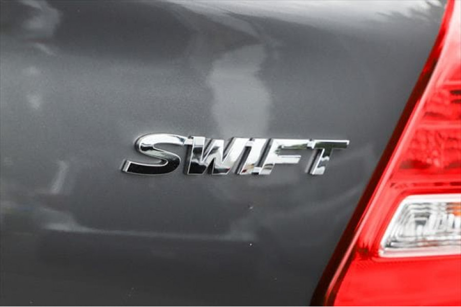 2022 Suzuki Swift AZ Series II GL Plus Hatch