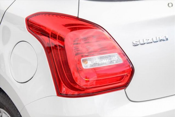 2022 Suzuki Swift AZ Series II GL Hatch Image 3