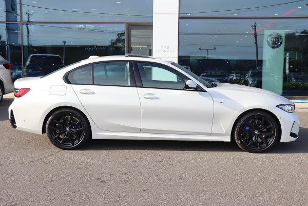 2025 BMW 3 Series G20 LCI II 330i M Sport Sedan image 6