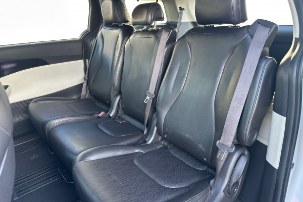 2021 Kia Carnival KA4 Platinum People Mover Image 10