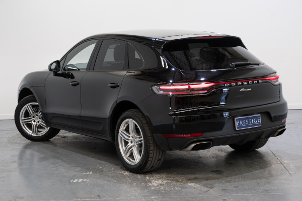 2020 Porsche Macan SUV Image 8
