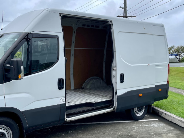 2018 Iveco Daily 35S13 Image 12