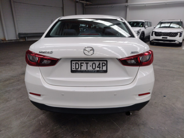 2016 Mazda 2 DJ Series Neo Sedan image 4