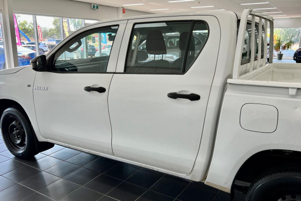 2016 Toyota HiLux TGN121R Workmate Ute Image 5