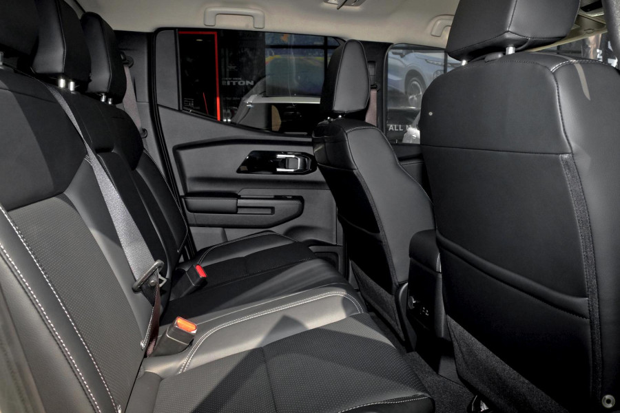 2025 Mitsubishi Triton MV GLS Ute Image 7
