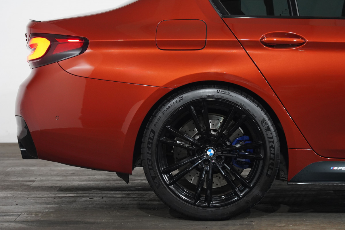 2020 BMW M5 Competition Sedan Image 6