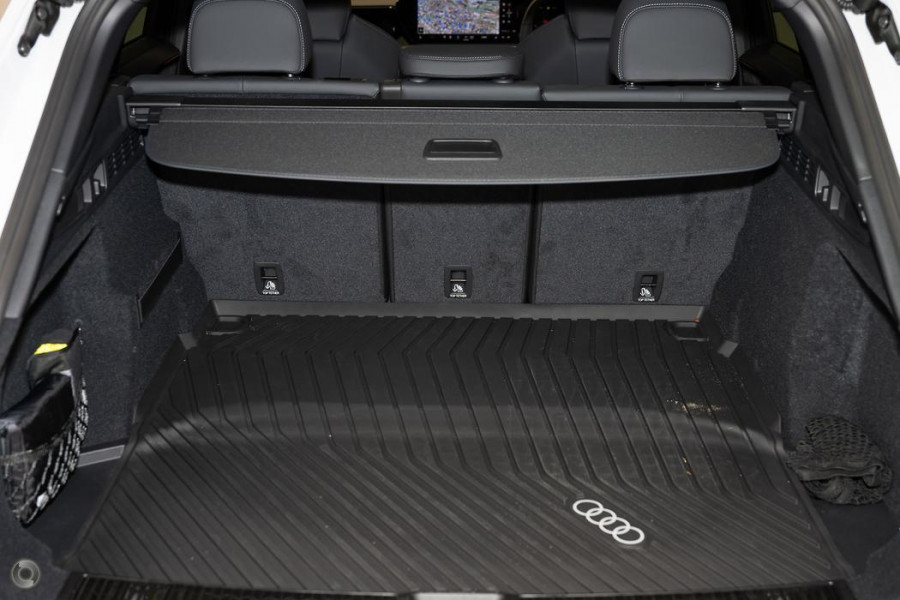 2025 Audi SQ5 FY SUV
