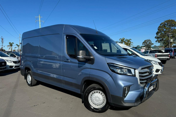 2023 LDV Deliver 9   Van