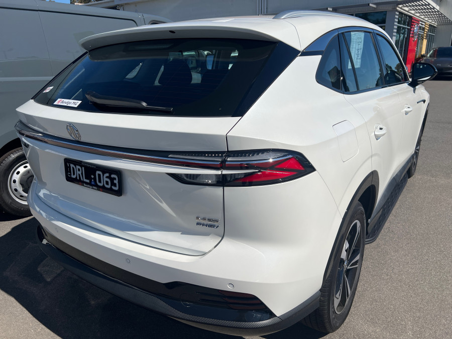 2025 MG HS AS33 Excite Hybrid SUV Image 6