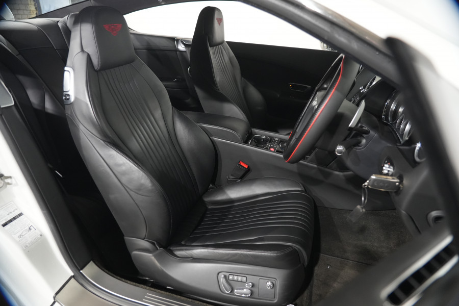 2015 Bentley Continental GT V8 Coupe Image 22