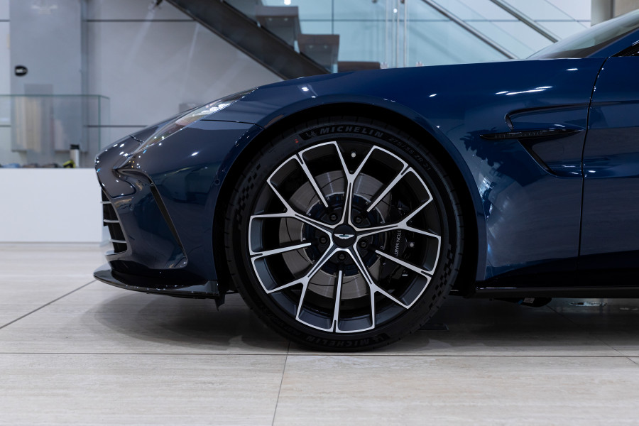 2024 Aston Martin Vantage  Coupe Image 15