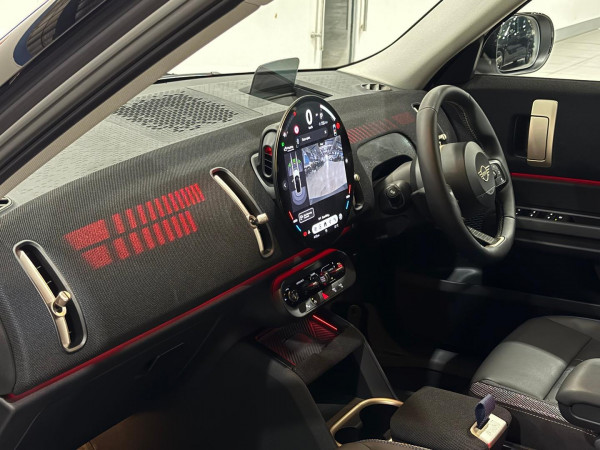 2025 MINI Countryman U25 C Core SUV image 15