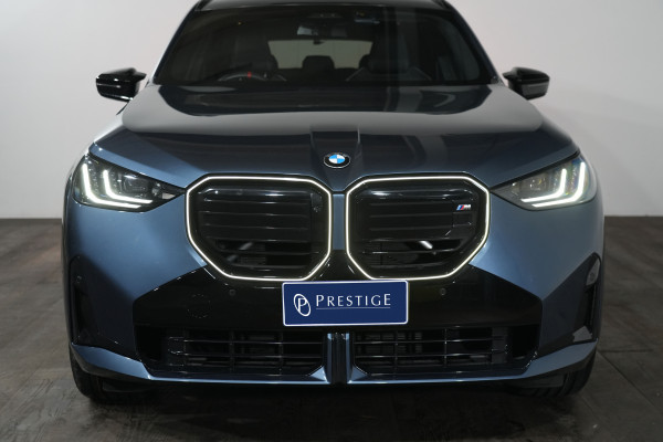 2025 BMW X3 M50 xDrive SUV image 3