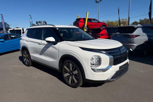 2025 Mitsubishi Outlander ZM Aspire SUV