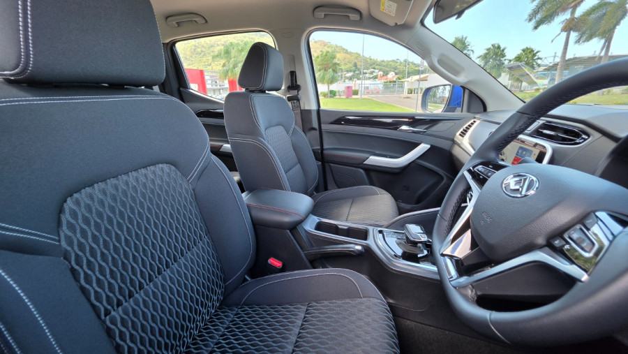 2026 MY25 LDV T60 SK8C Max PRO Ute Image 2