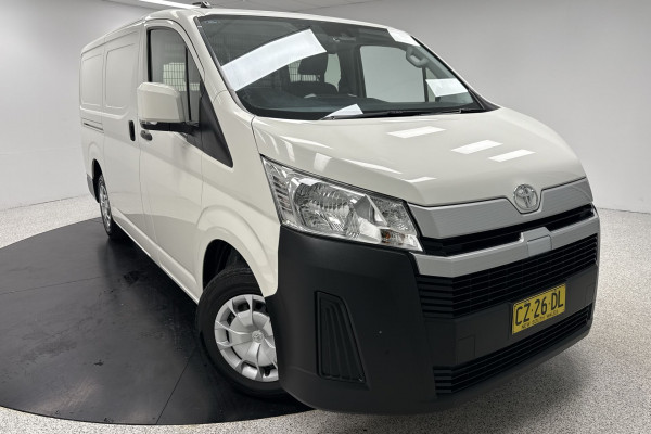 2020 Toyota HiAce GDH300R  Van
