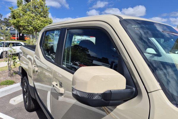 2026 Kia Tasman TK SX+ Ute Image 10